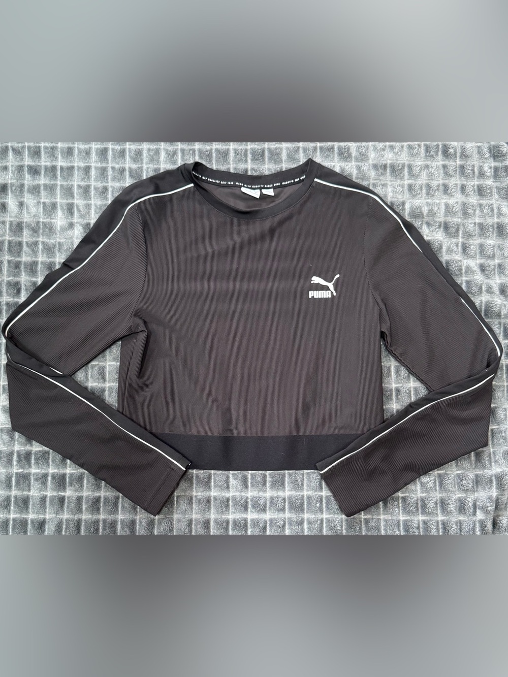 ❤️ Puma Small Cropped Black Ribbed Crewneck Top Long Sleeve Shirt (B9)
